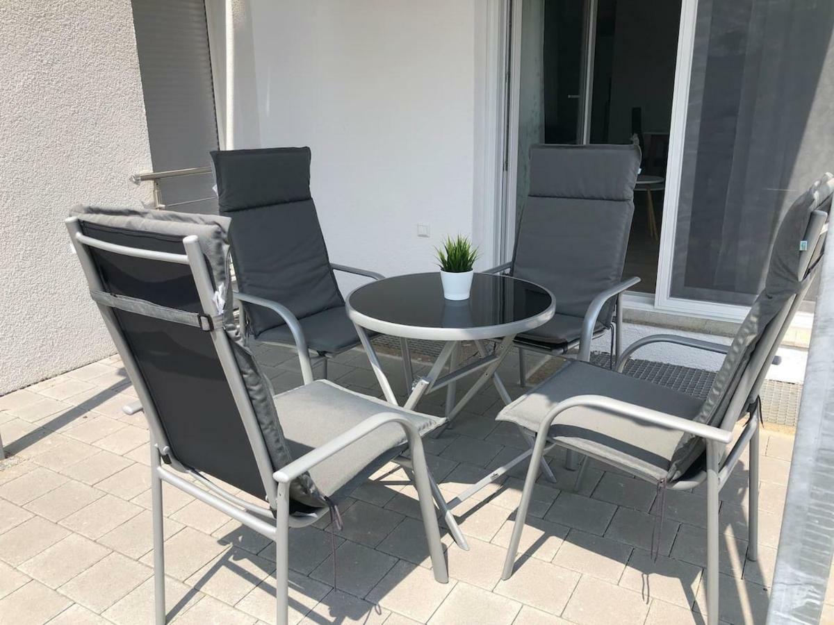 Apartment Moderne 3-zimmer In Stuttgart-freiberg